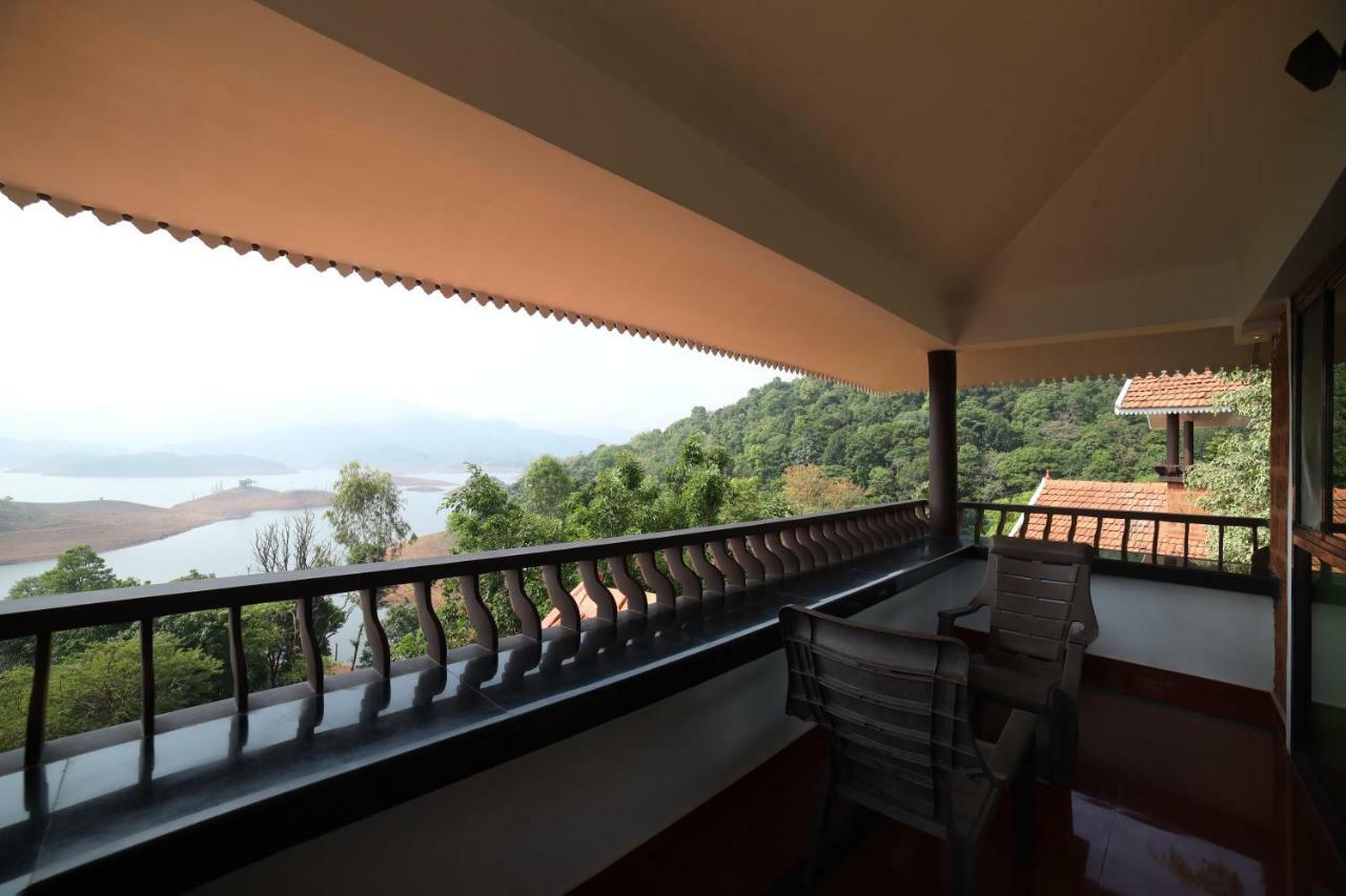 Contour Island Resort & Spa By Citrine Tariyod Exterior photo